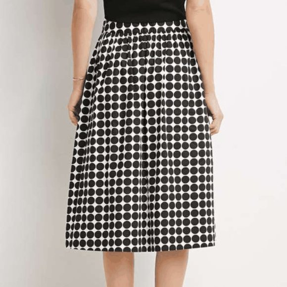 Forever 21 Contemporary Polka Dot midi skirt - Picture 2 of 9
